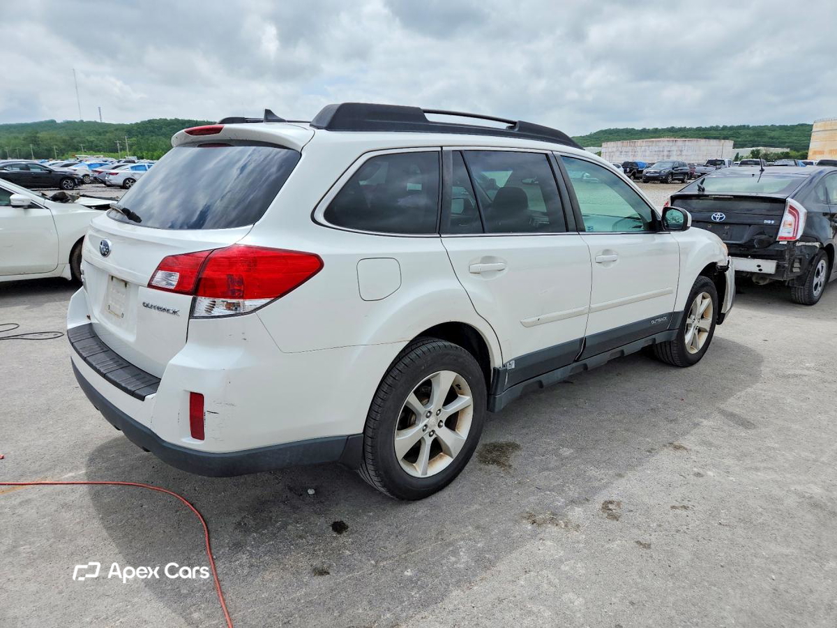 Subaru Outback 2013