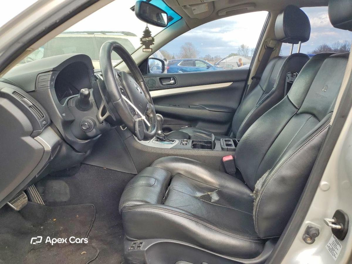 Infiniti G 2009