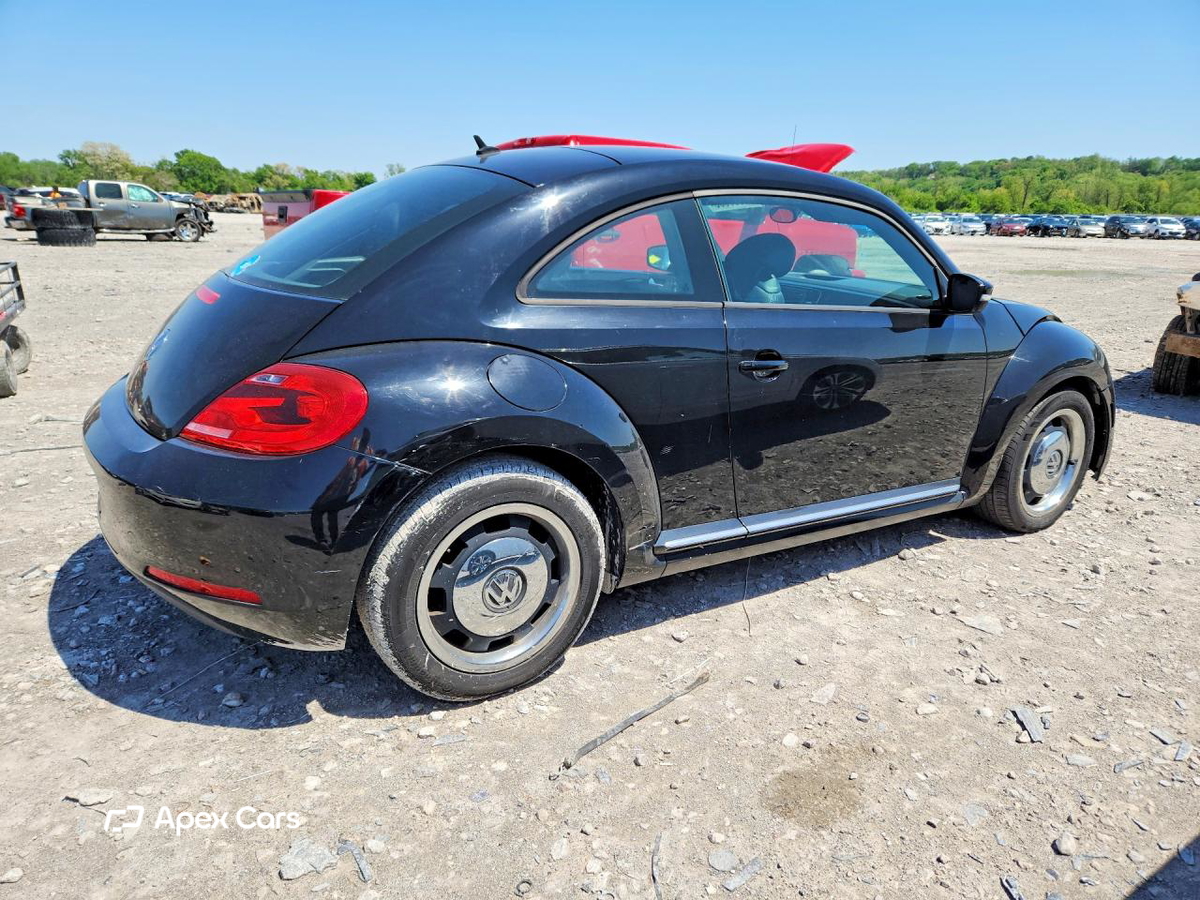 Volkswagen Beetle 2012