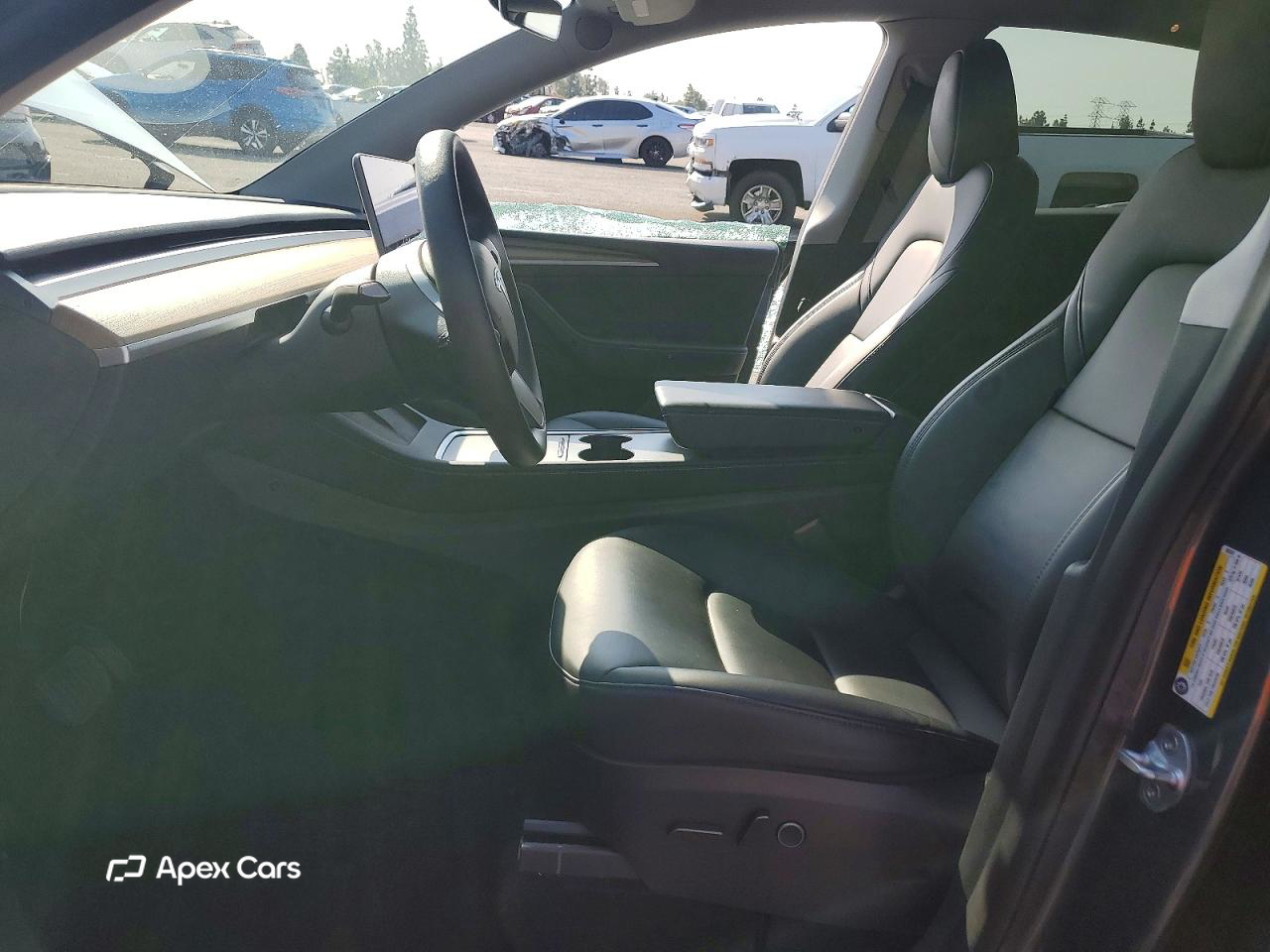 Tesla Model Y 2023