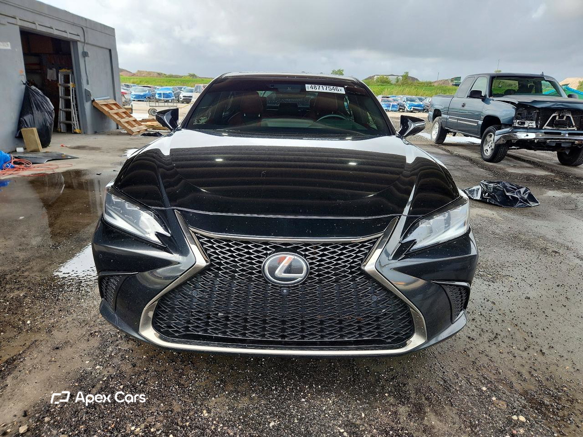 Lexus ES 2023