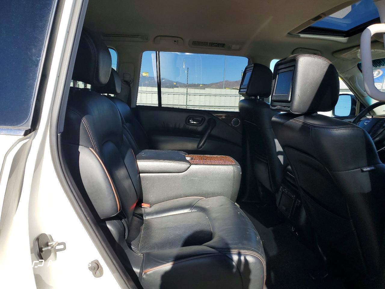 Nissan Armada 2017