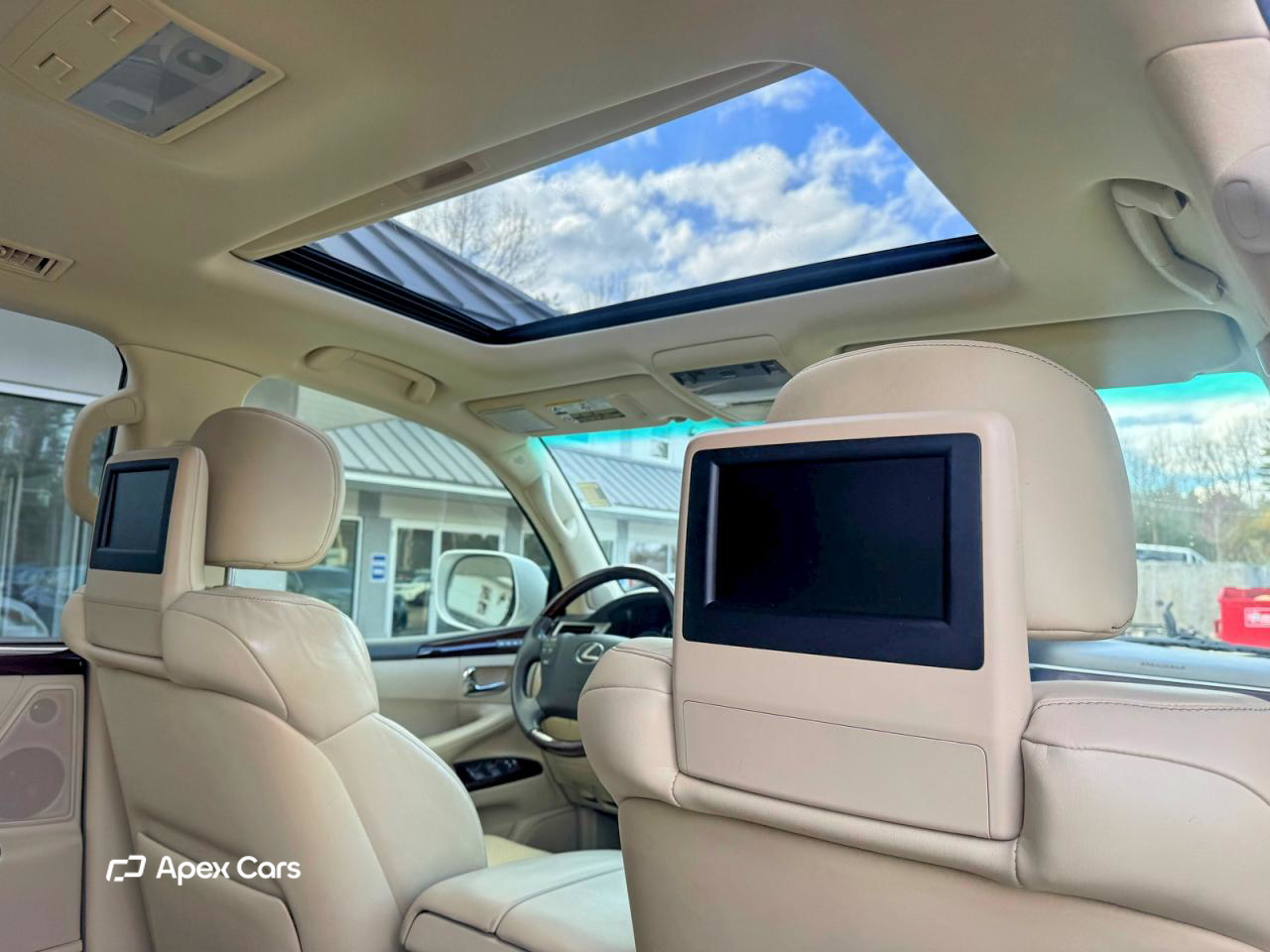 Lexus LX 2014