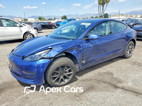 Tesla Model 3 2022 - Image 1 of 12