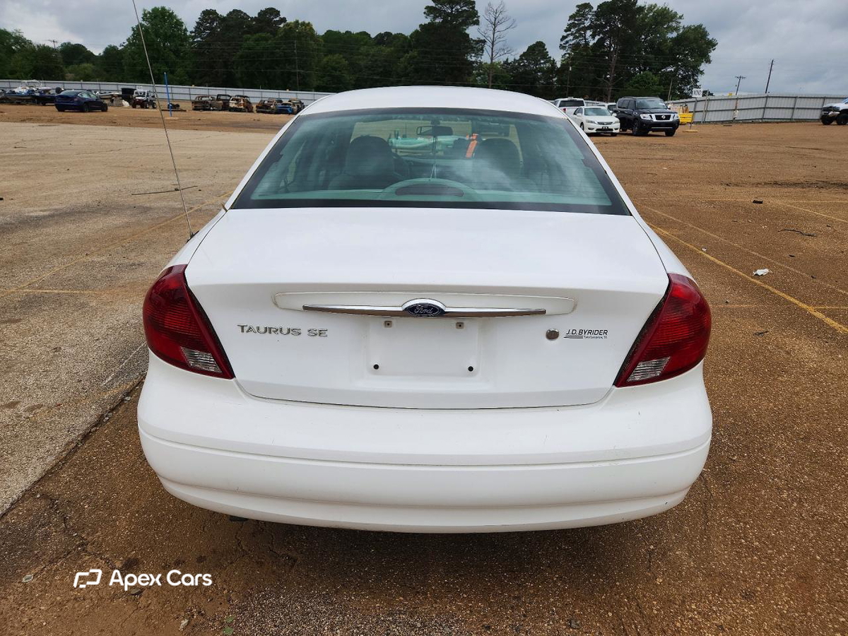 Ford Taurus 2001