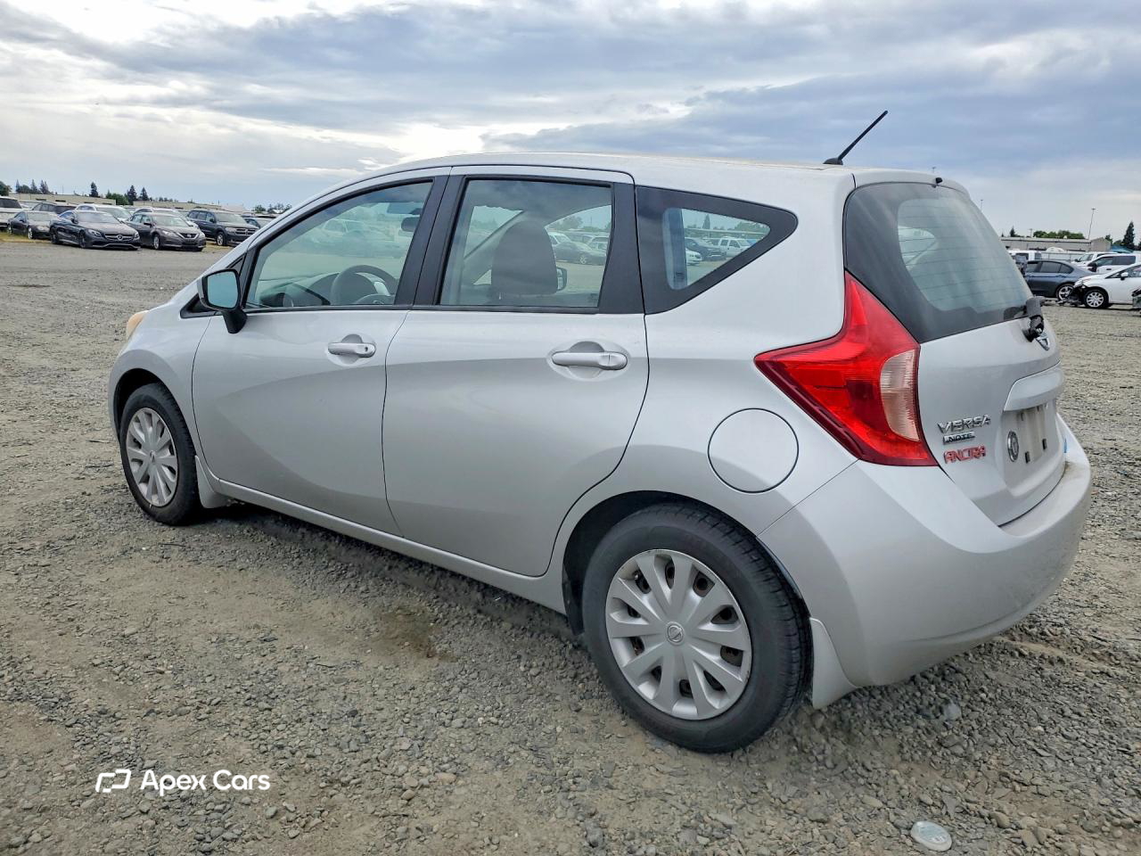 Nissan Versa 2015