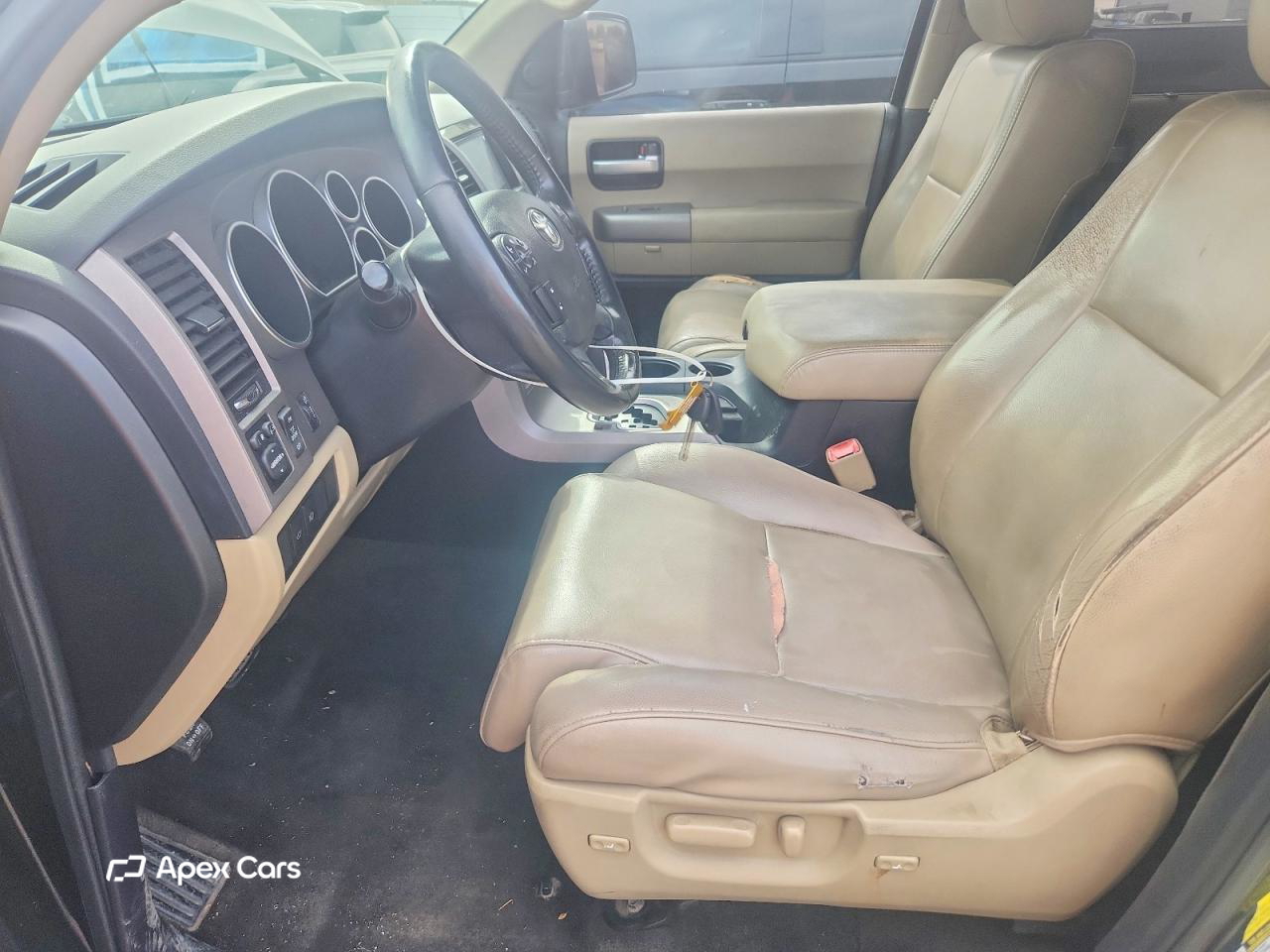 Toyota Sequoia 2012