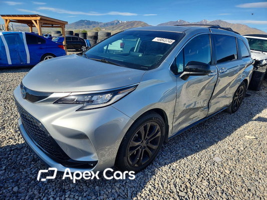 Toyota Sienna 2021 - Image 1 of 14