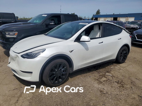 Tesla Model Y 2020 - Image 1 of 12