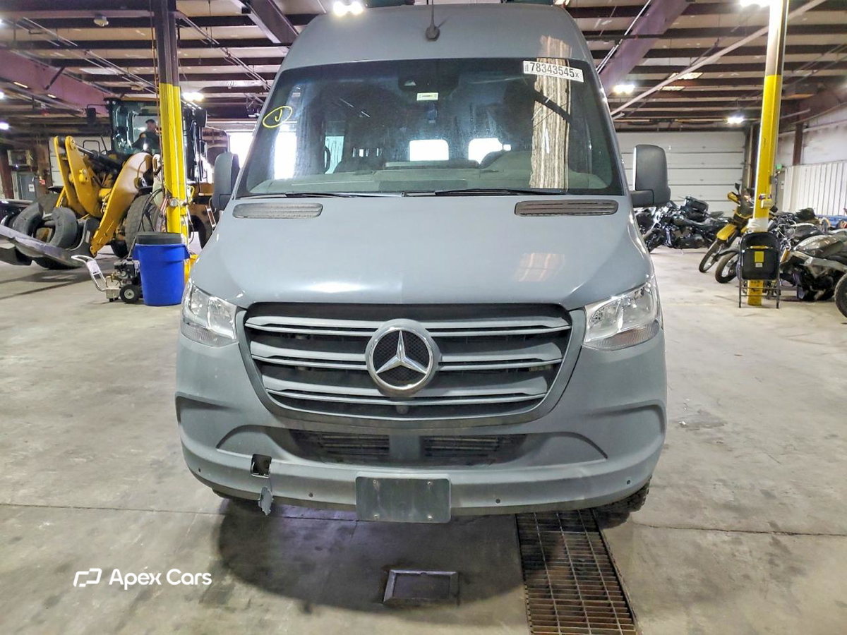 Mercedes-Benz Sprinter 2021