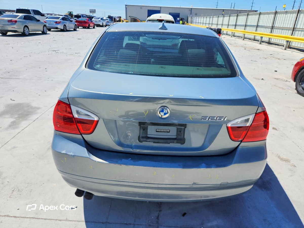 BMW Series 3 2006