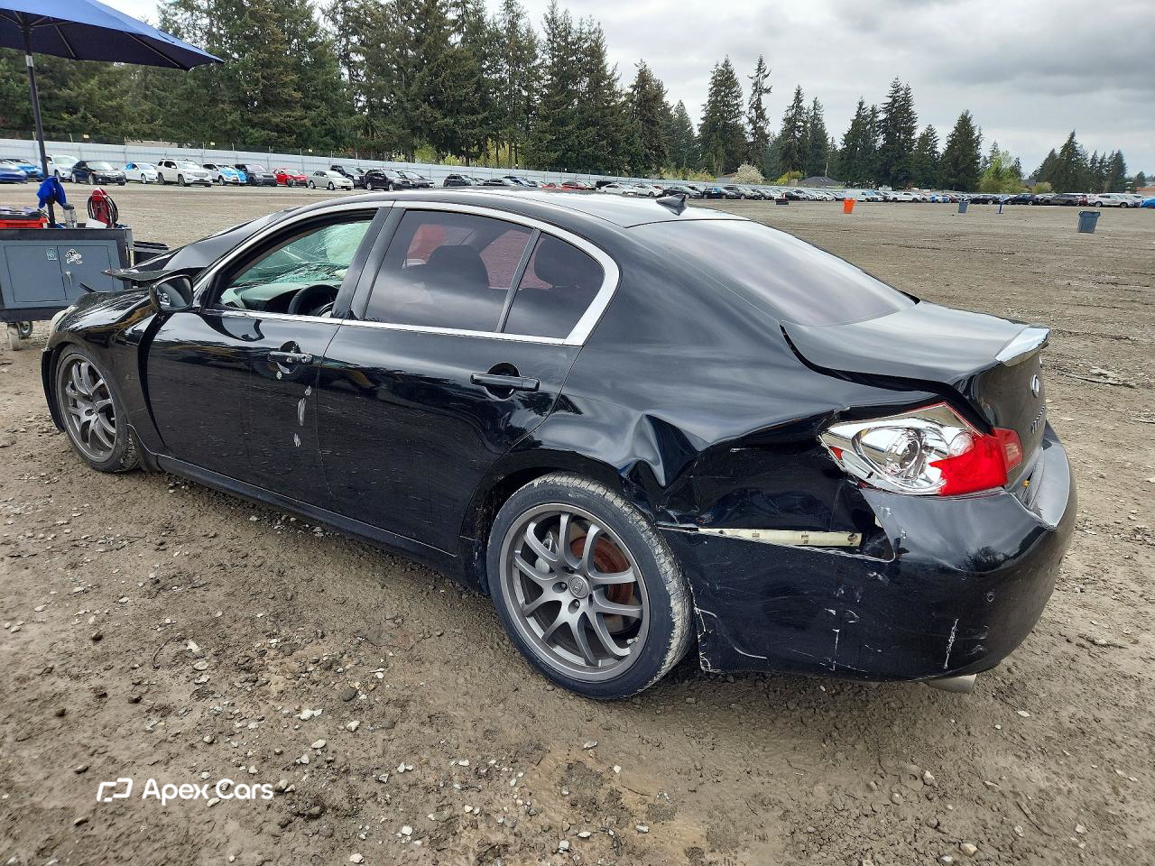 Infiniti G 2011