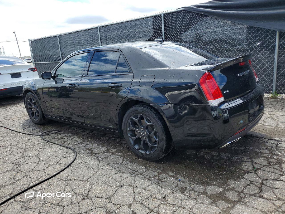 Chrysler 300 2020