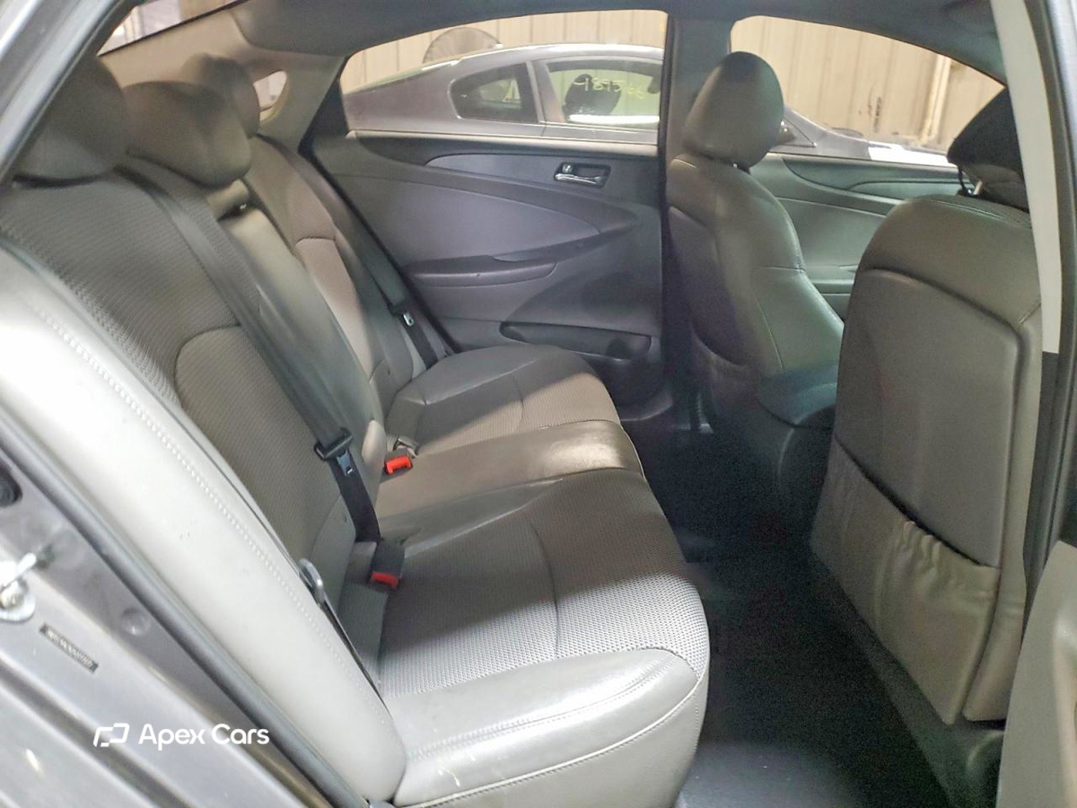 Hyundai Sonata 2012