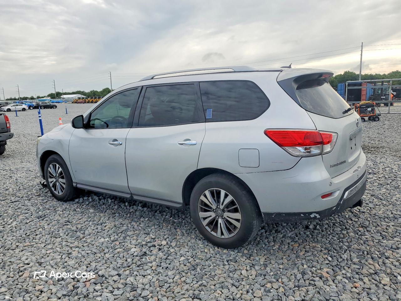 Nissan Pathfinder 2015