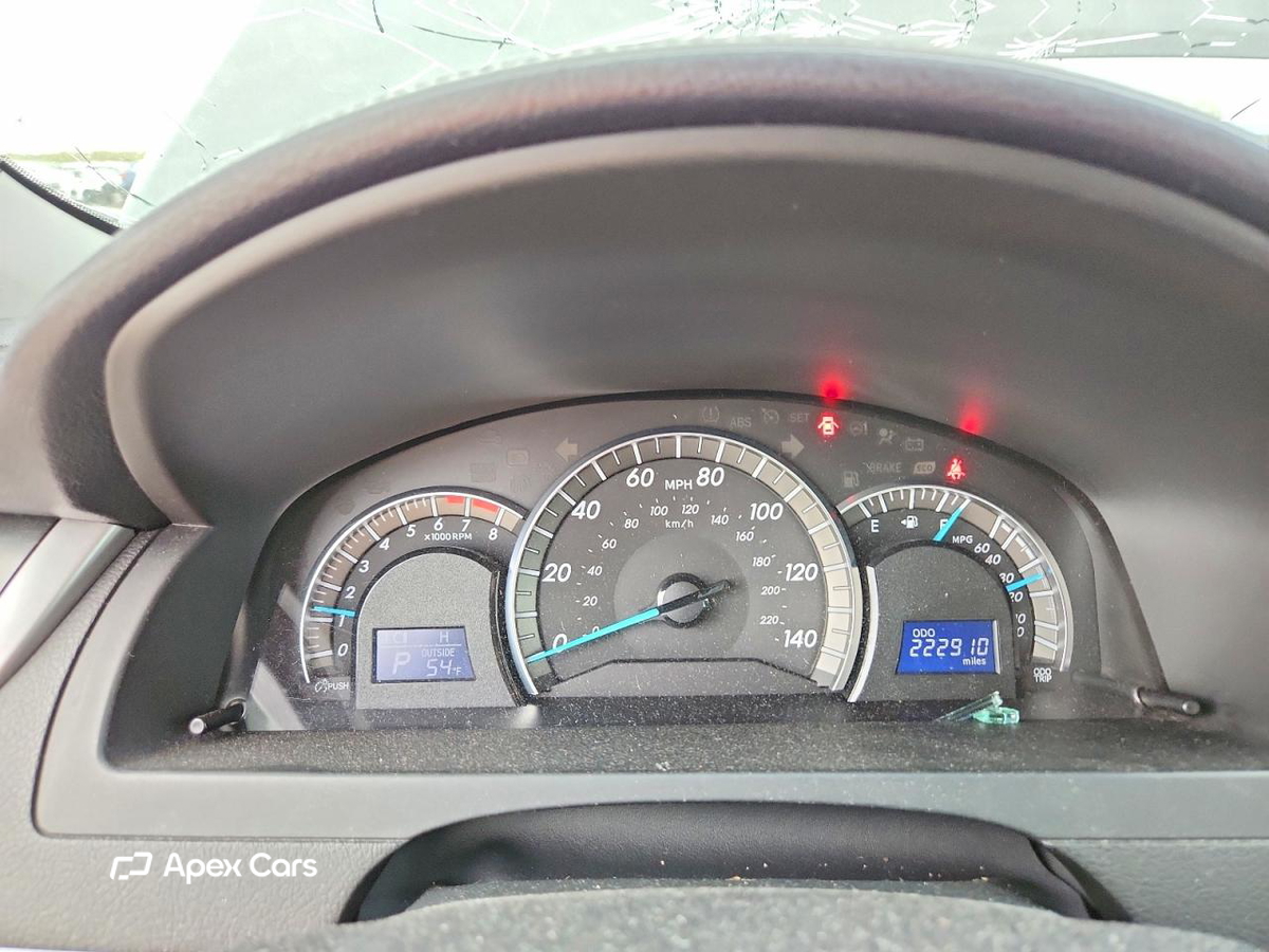 Toyota Camry 2012