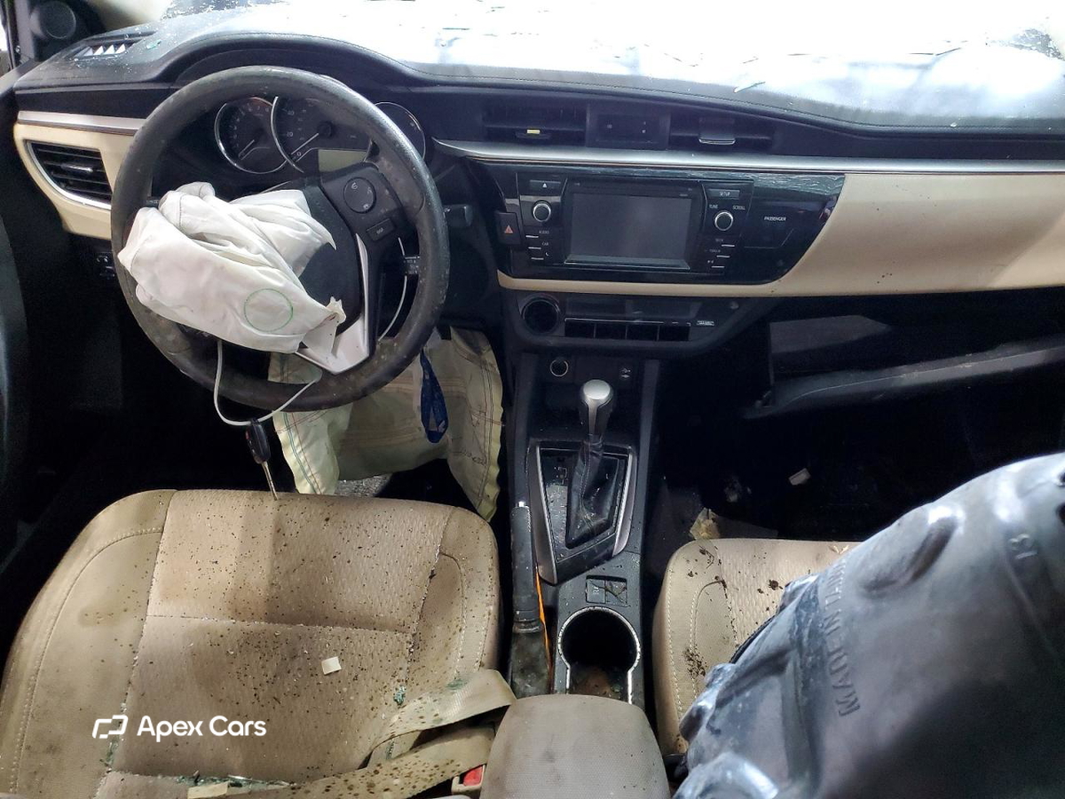 Toyota Corolla 2015