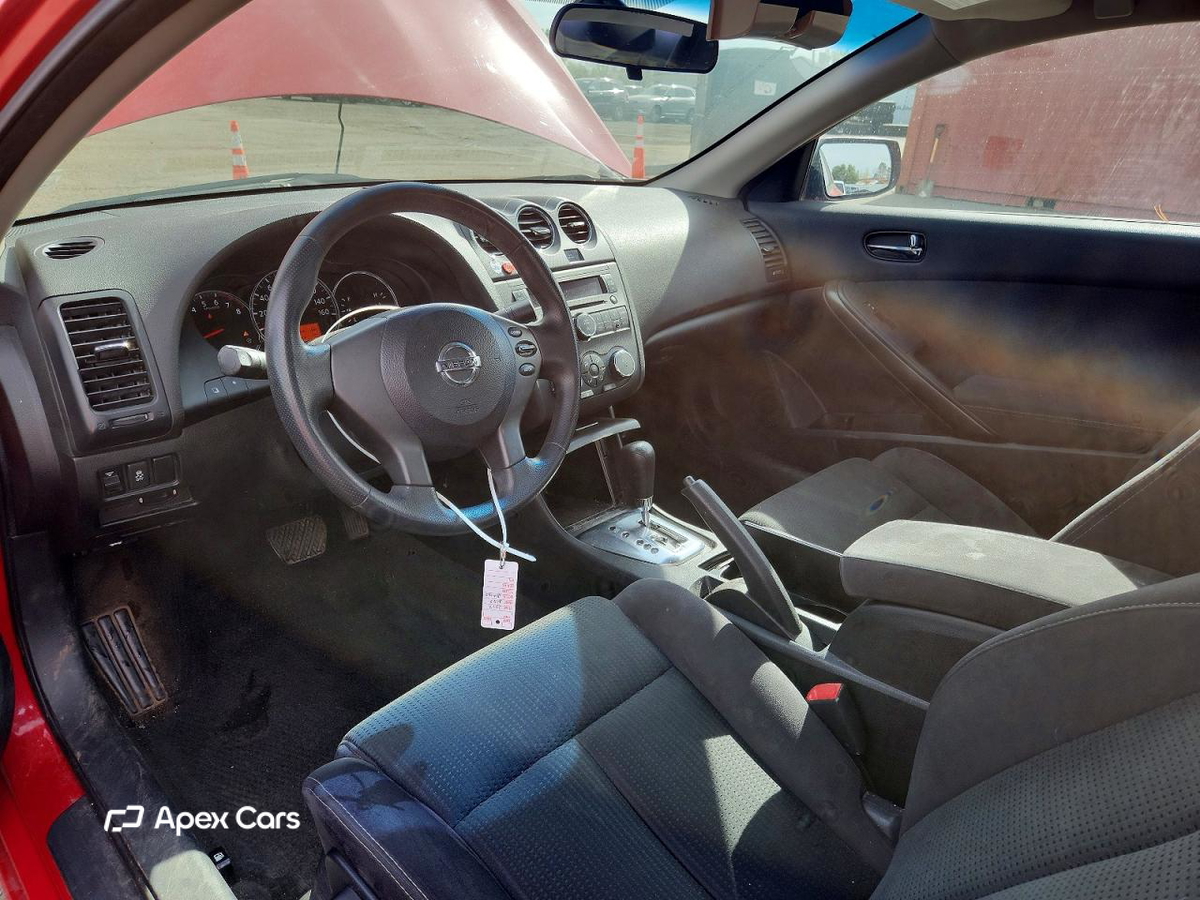 Nissan Altima 2012