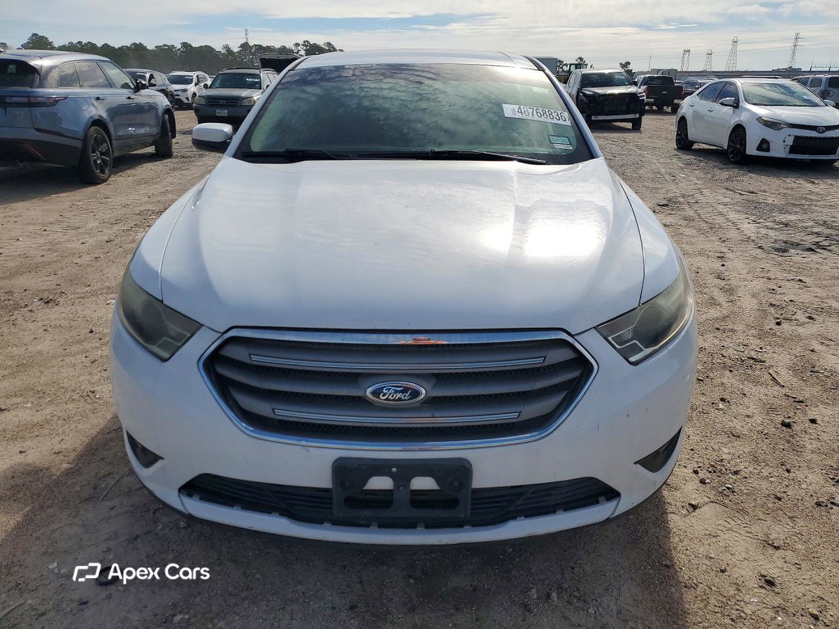 Ford Taurus 2013