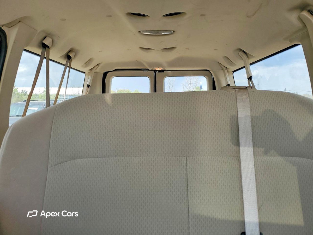 Ford Econoline 2010