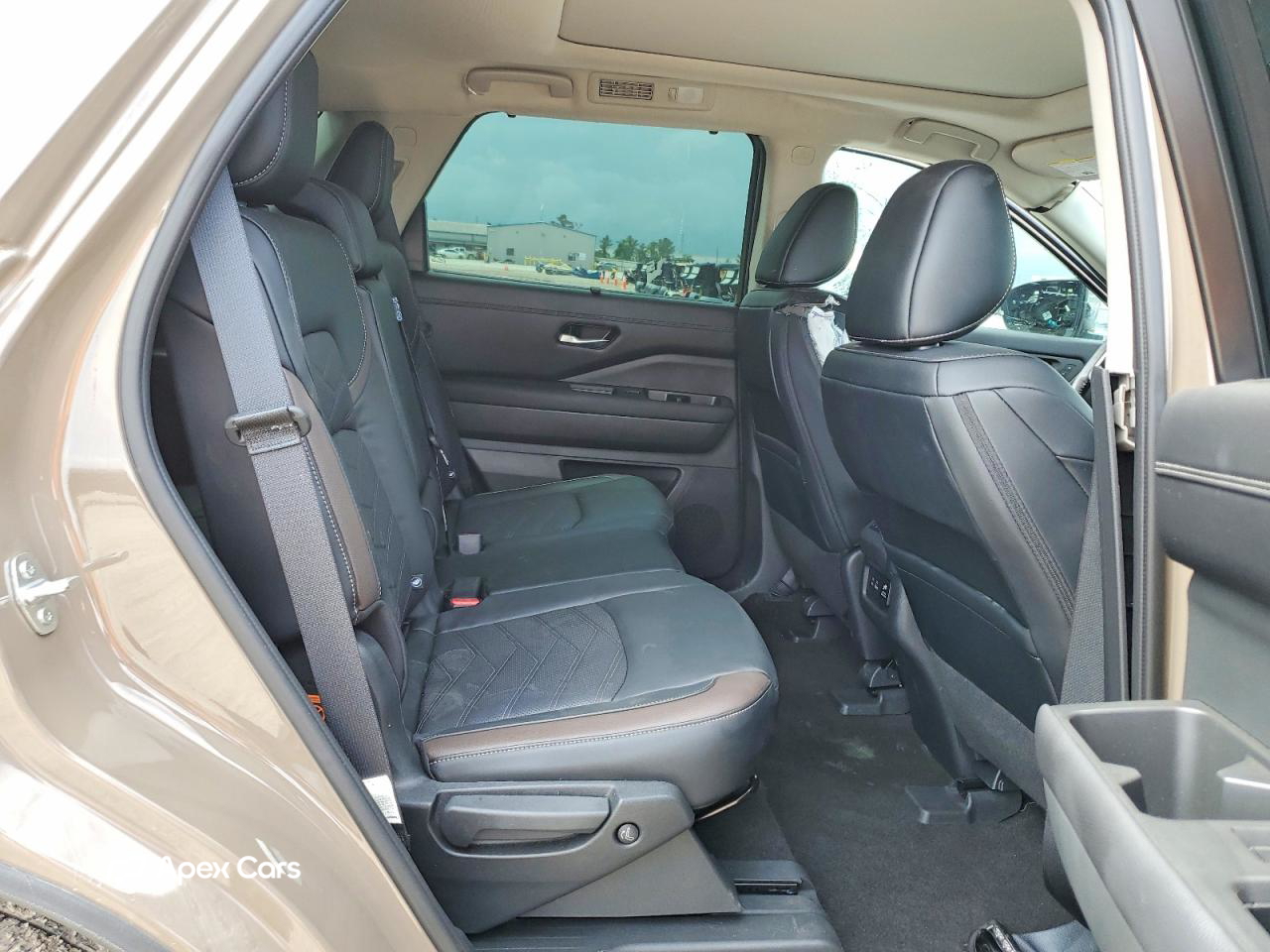 Nissan Pathfinder 2024