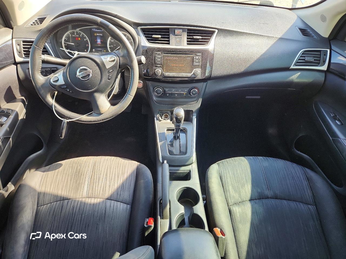 Nissan Sentra 2016
