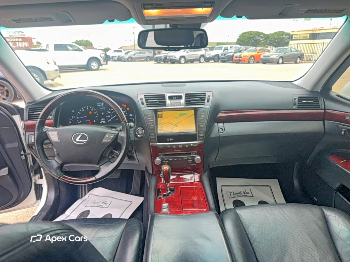Lexus LS 2012