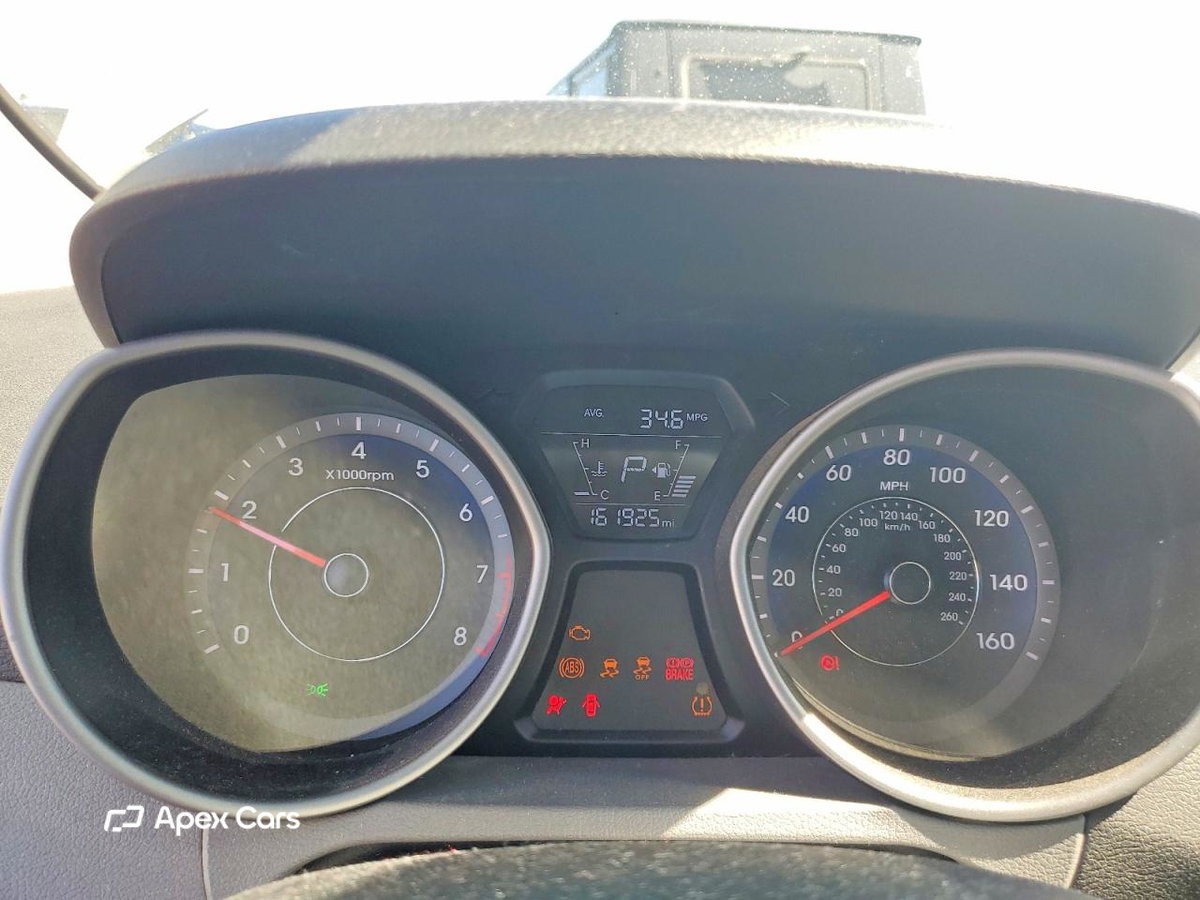 Hyundai Elantra 2014