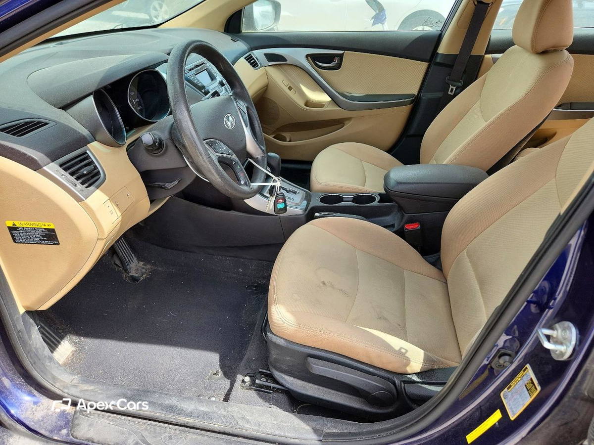 Hyundai Elantra 2013