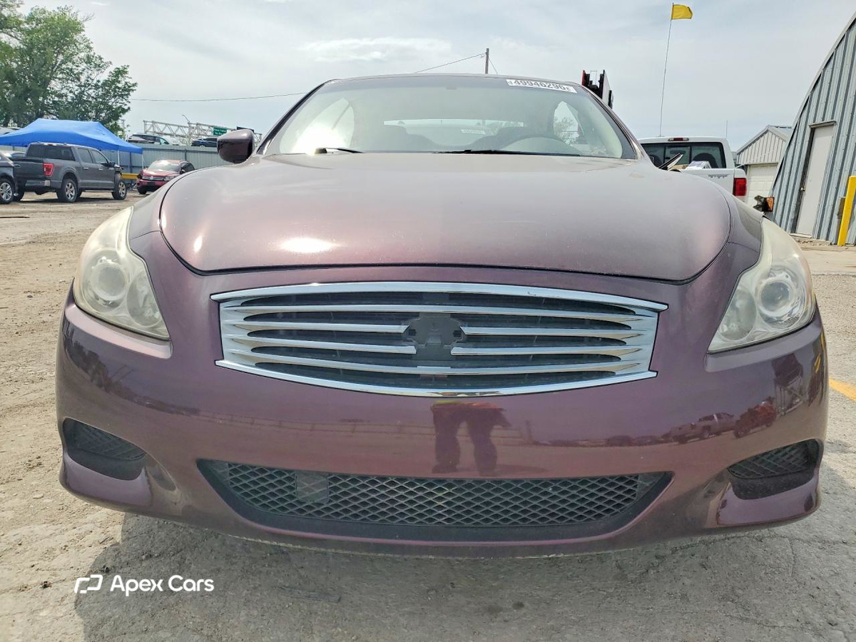 Infiniti G 2010