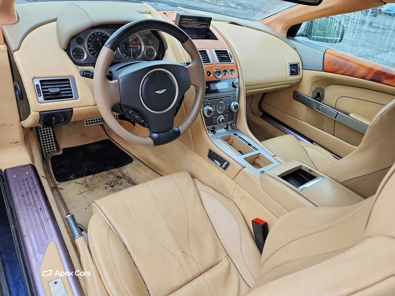 Aston Martin DB9 2013