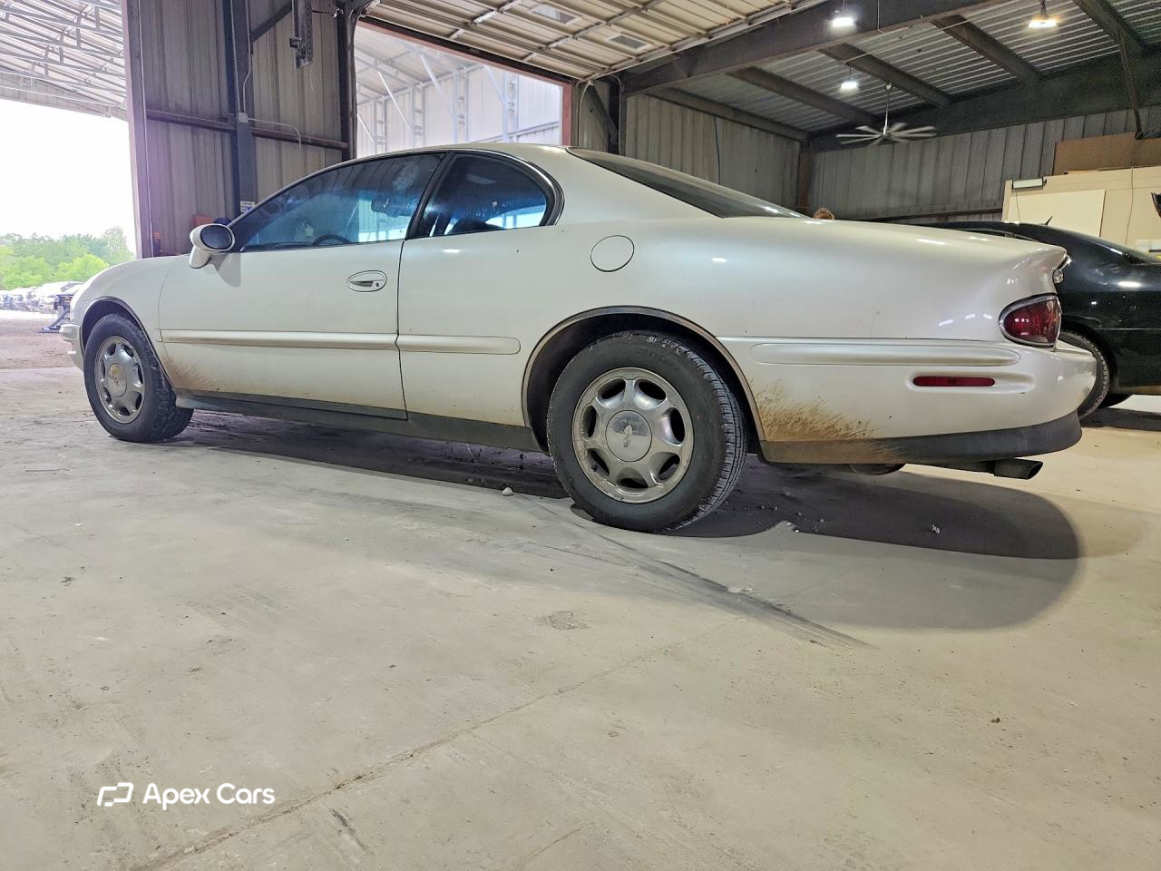 Buick Riviera 1997