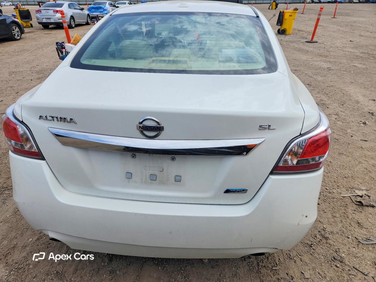 Nissan Altima 2015