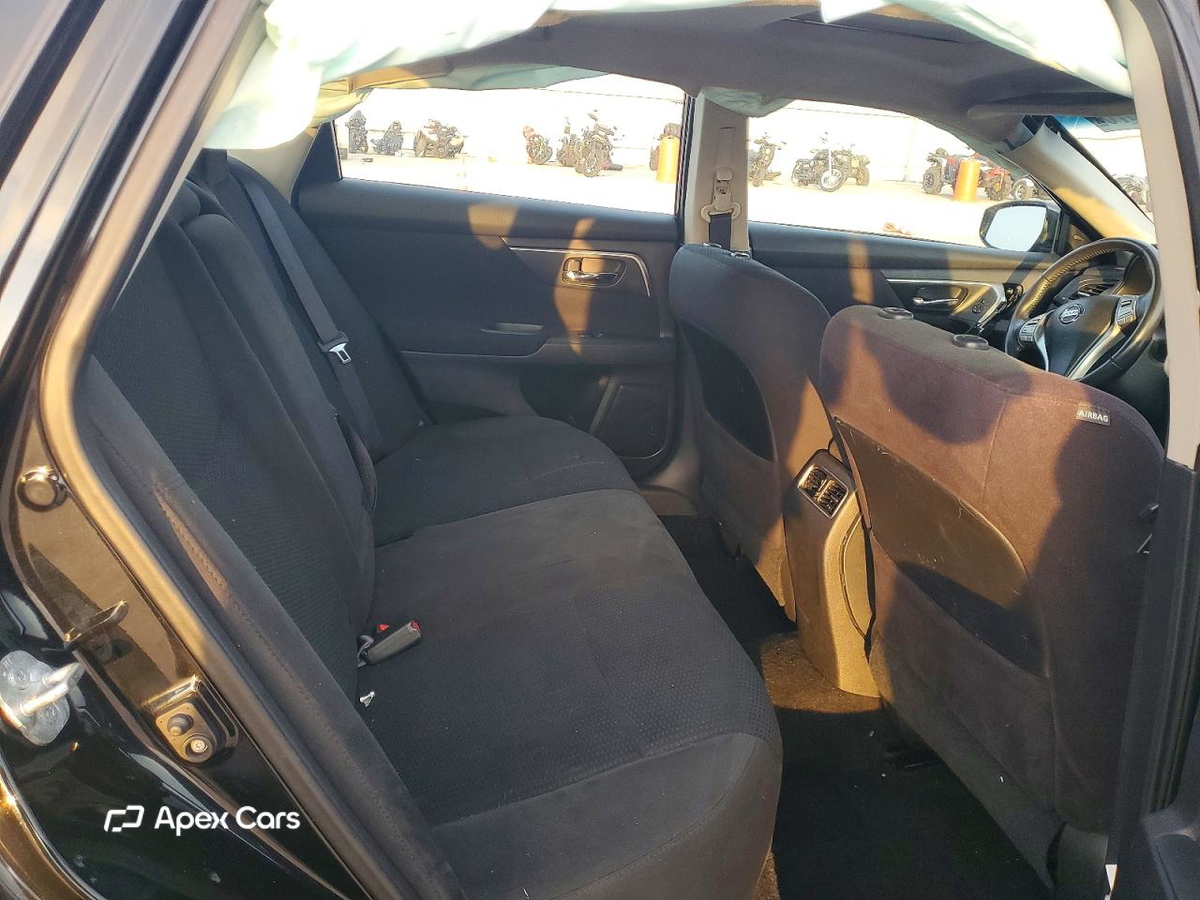 Nissan Altima 2015
