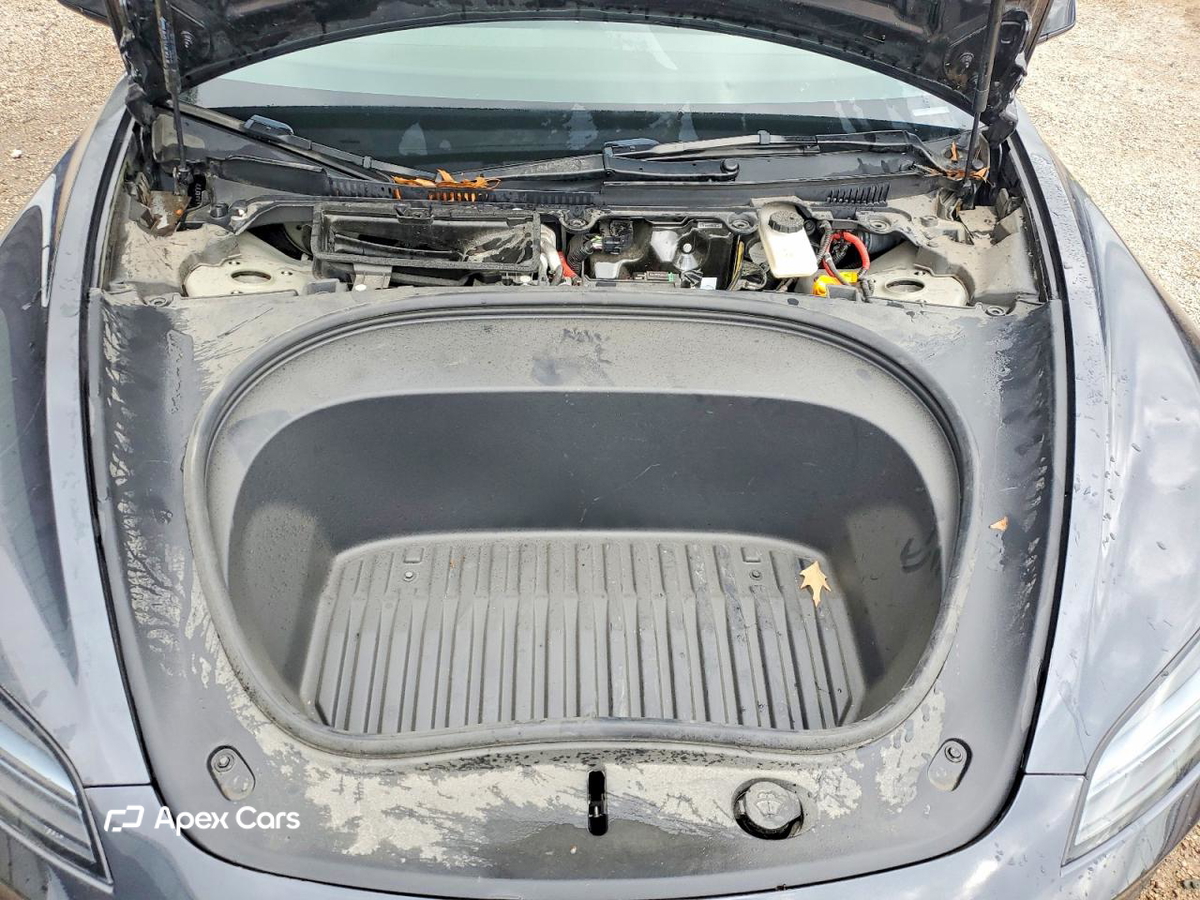 Tesla Model 3 2025