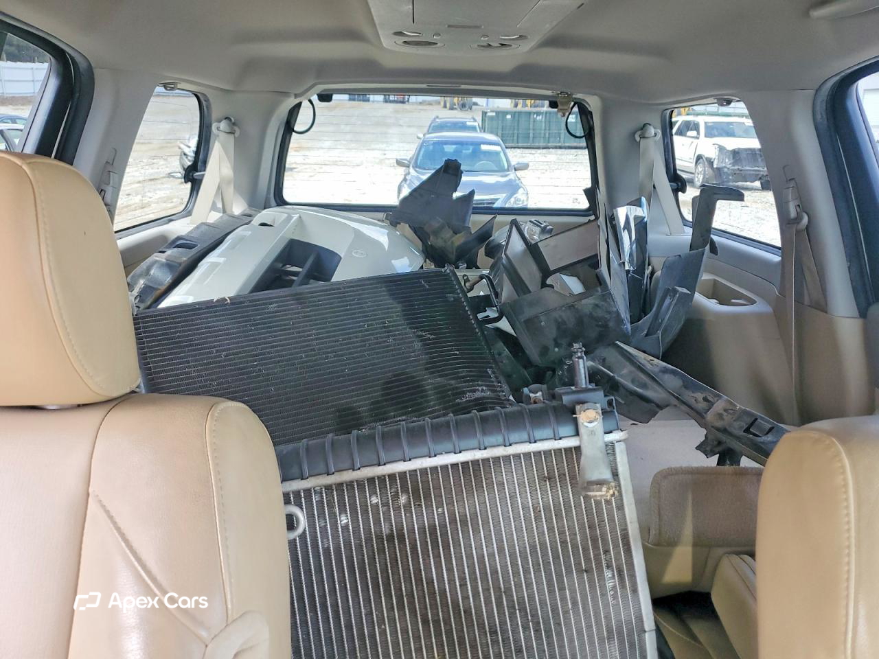 Nissan Armada 2014