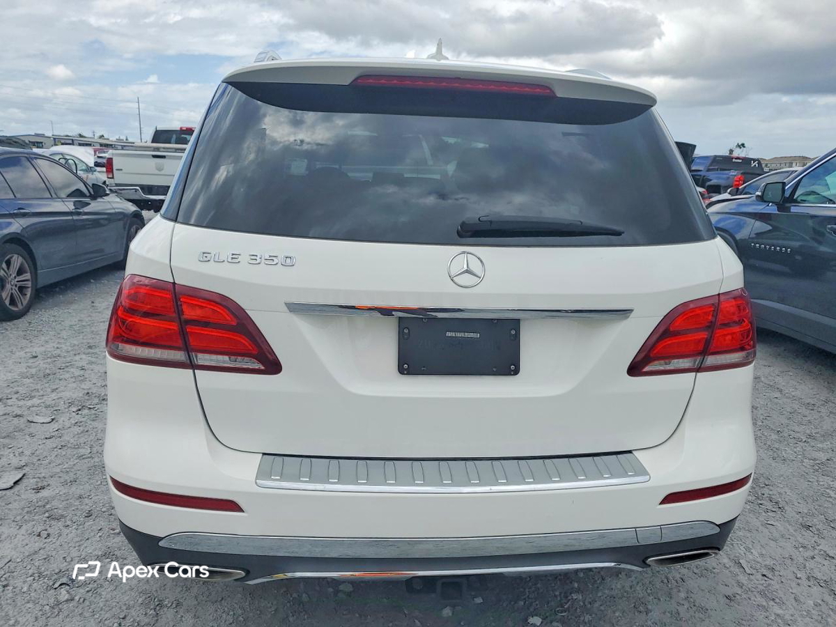 Mercedes-Benz GLE 2016