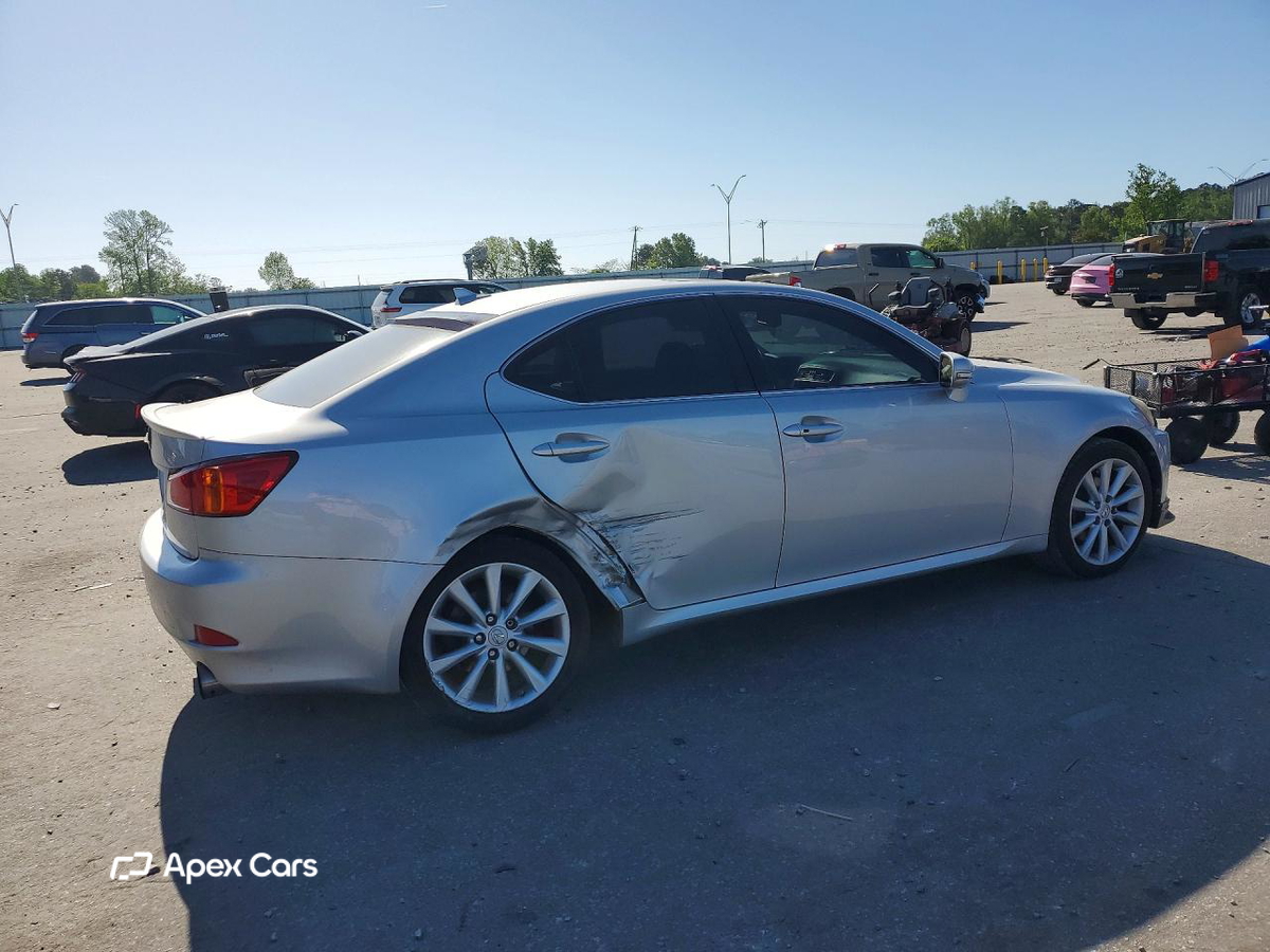 Lexus IS 2010