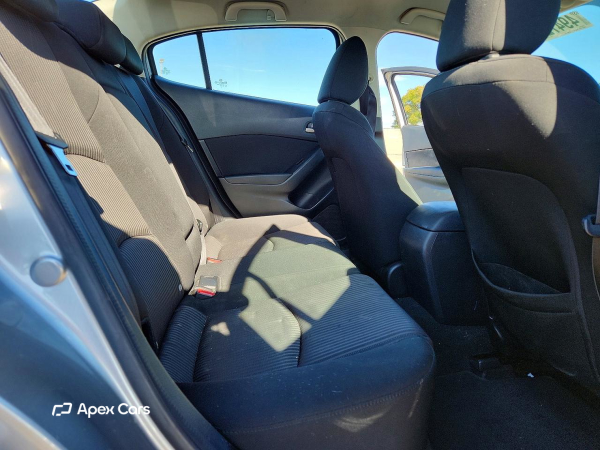 Mazda 3 2016