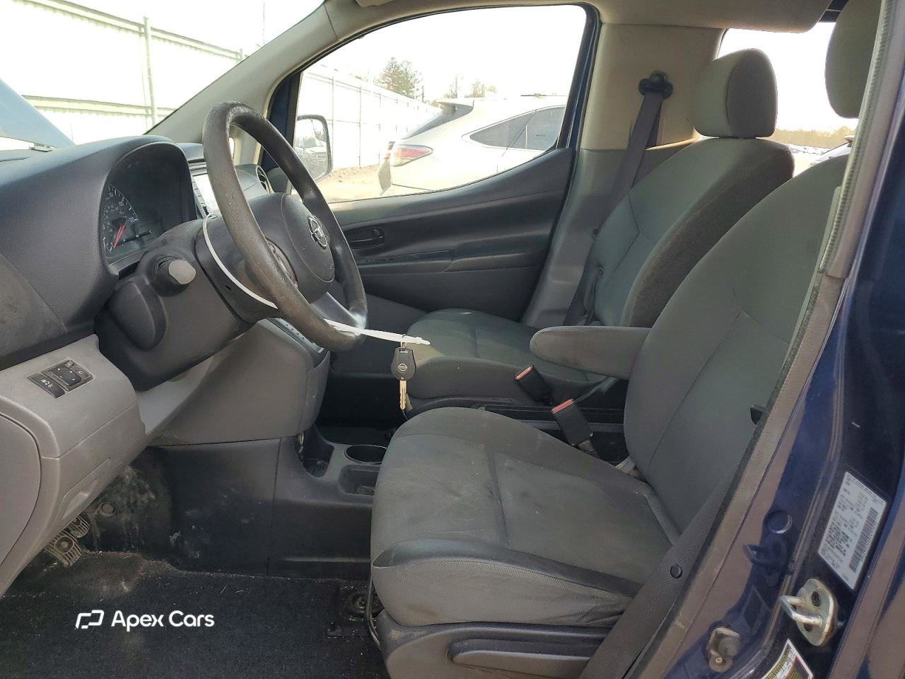 Nissan NV 2013