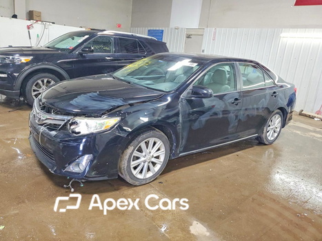 Toyota Camry 2012 - Image 1 of 13