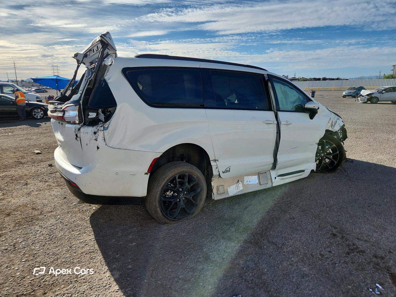 Chrysler Pacifica 2023