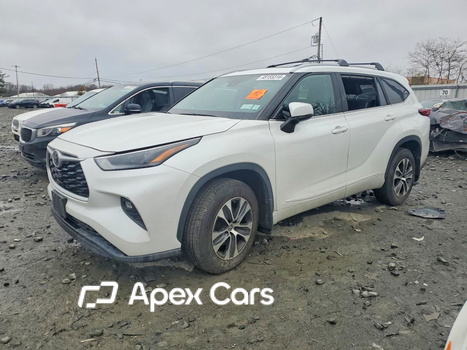 Toyota Highlander 2023 - Image 1 of 12