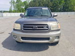 Toyota Sequoia 2004