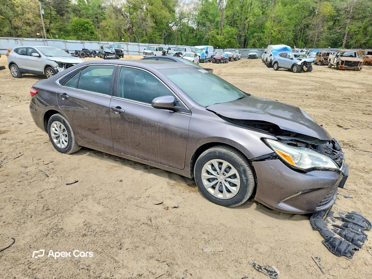 Toyota Camry 2016