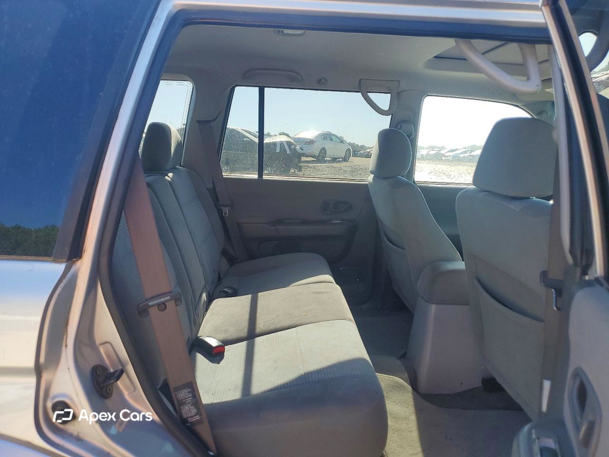 Mitsubishi Montero 2003