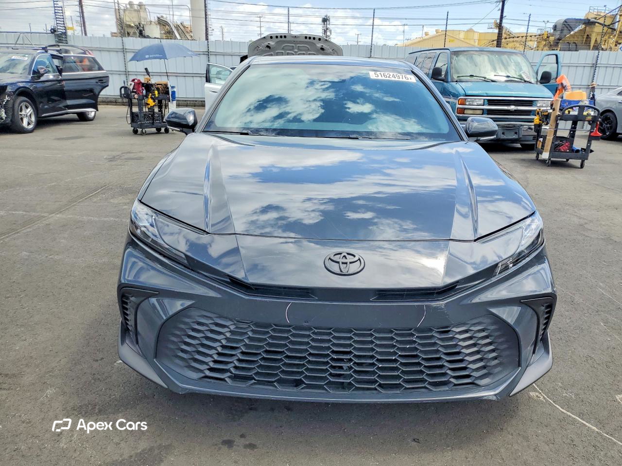 Toyota Camry 2025