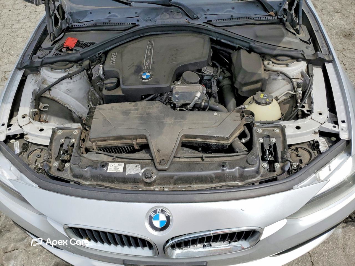 BMW Series 3 2016