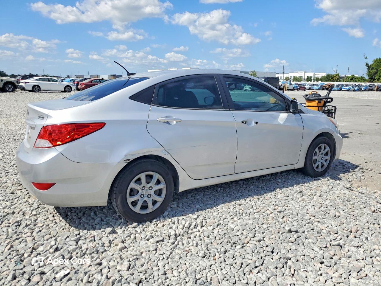 Hyundai Accent 2012