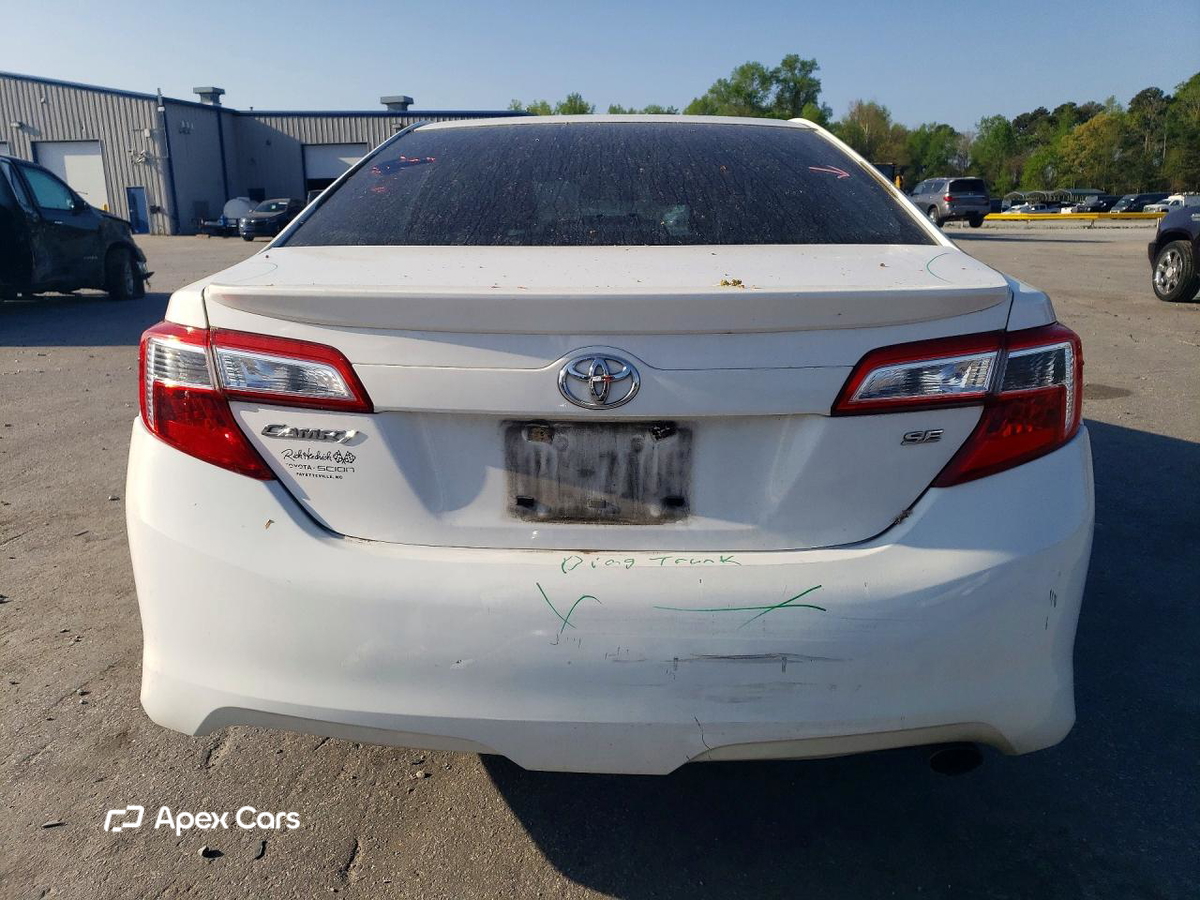 Toyota Camry 2012